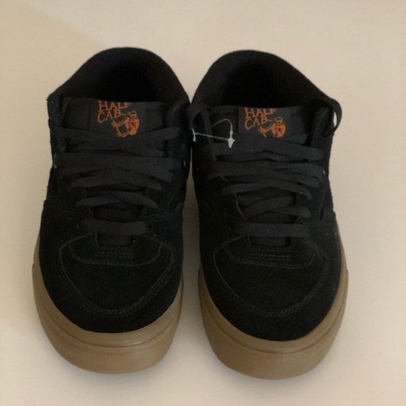 vans half cab black gum